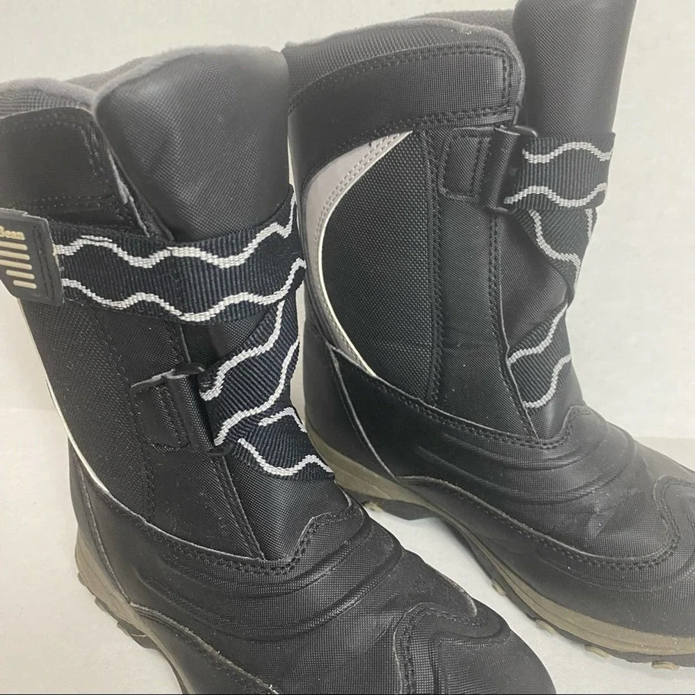 LL‎ Bean Kids Size 1 Snow Tread Winter Boots Black Crisscross Hook & Loop Straps